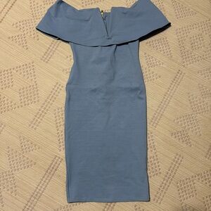 Light blue dress, sleeveless